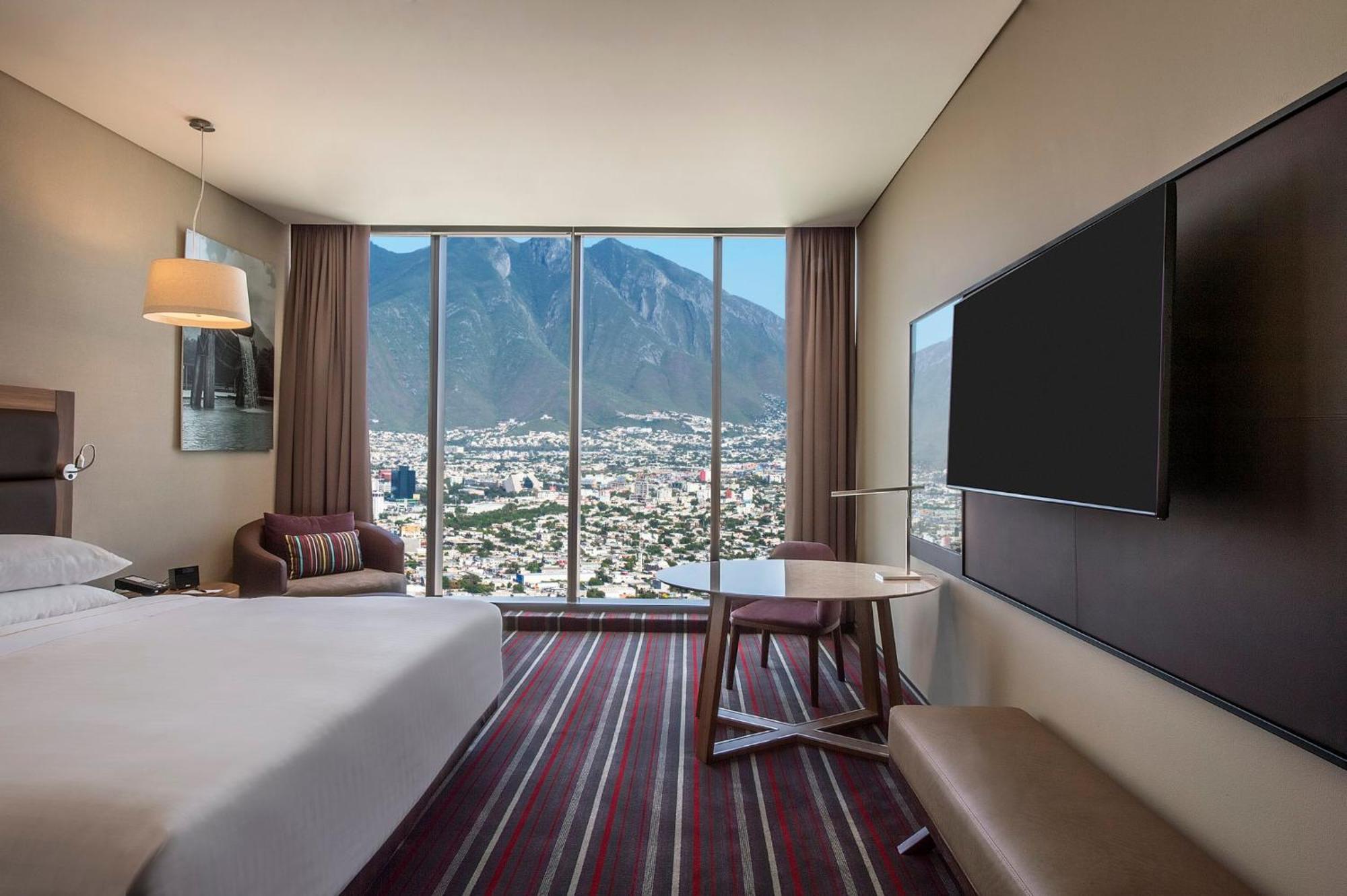 Fiesta Americana Monterrey Pabellon M. Buitenkant foto Guest room