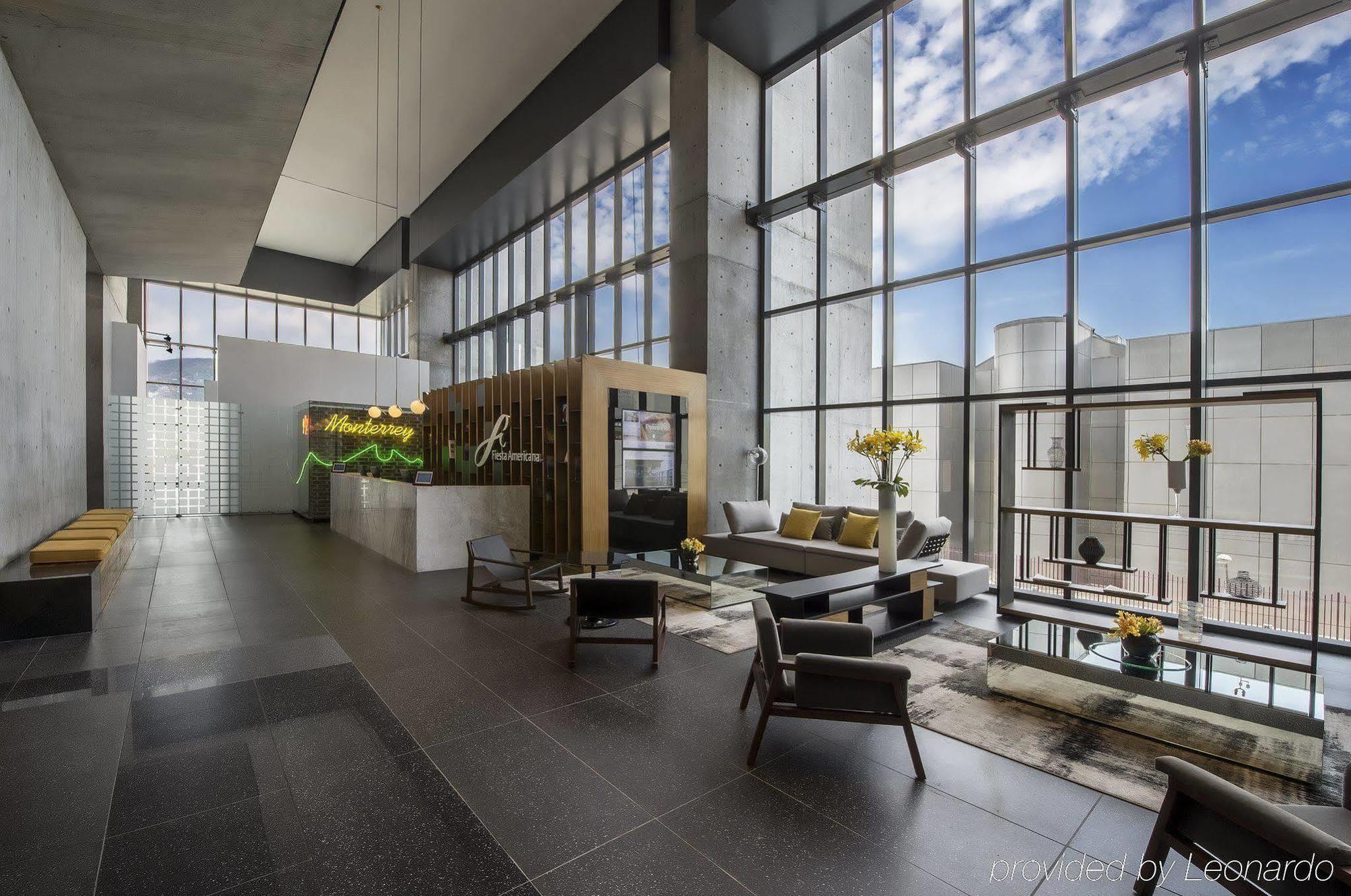Fiesta Americana Monterrey Pabellon M. Buitenkant foto The lobby of the hotel
